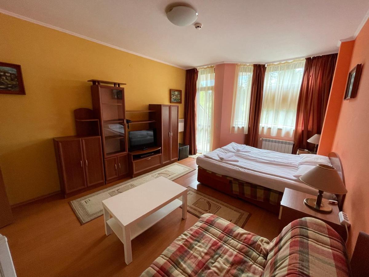 Persey Flora Apartments Borovets Eksteriør billede